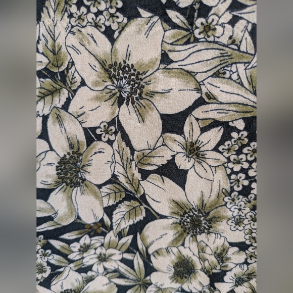 Zara Women's Basic Floral Green Print Mini Dress 3/4 Sleeves Viscose - Picture 4 of 12